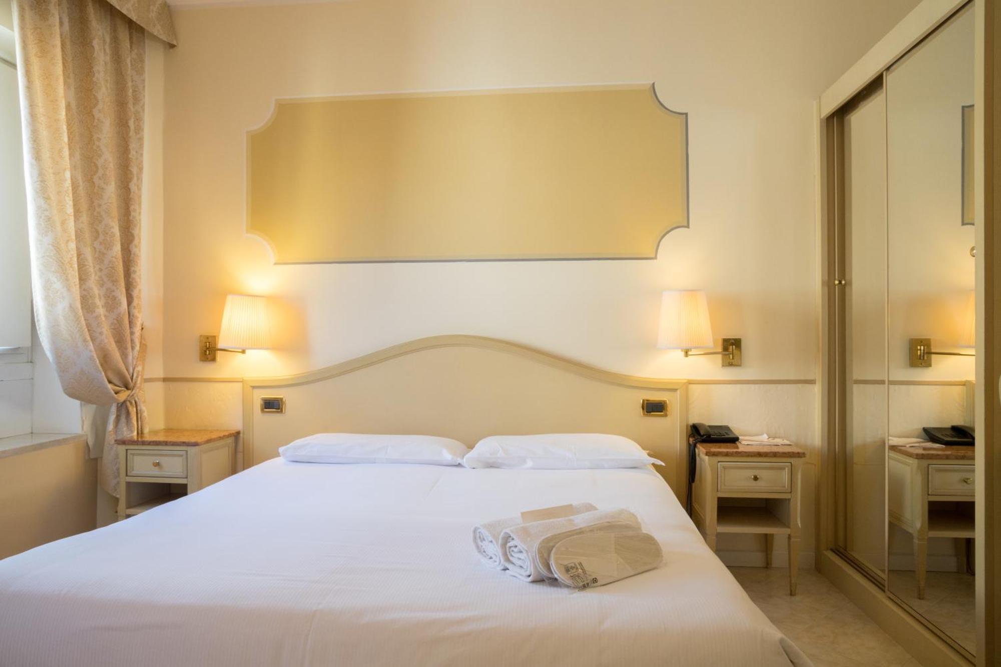 Ena Hotel Arenzano Buitenkant foto