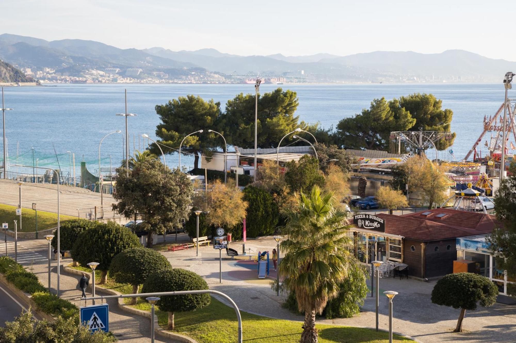 Ena Hotel Arenzano Buitenkant foto