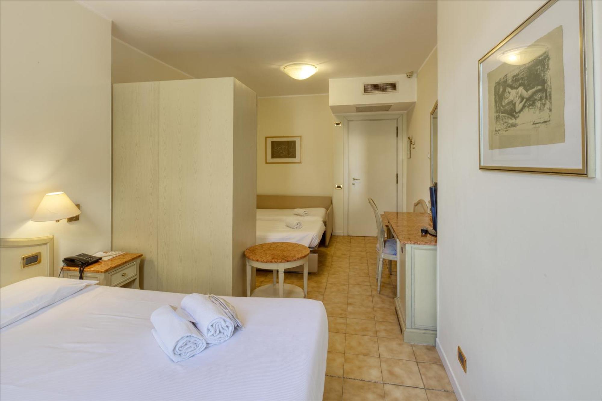 Ena Hotel Arenzano Buitenkant foto