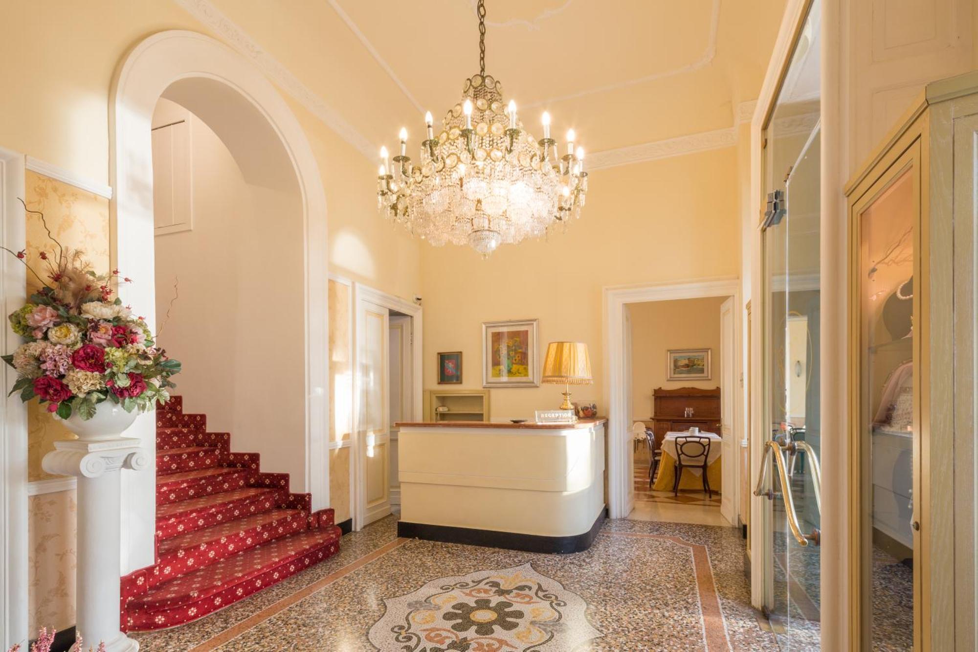 Ena Hotel Arenzano Buitenkant foto