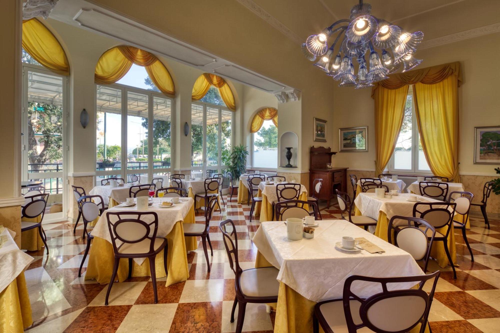 Ena Hotel Arenzano Buitenkant foto