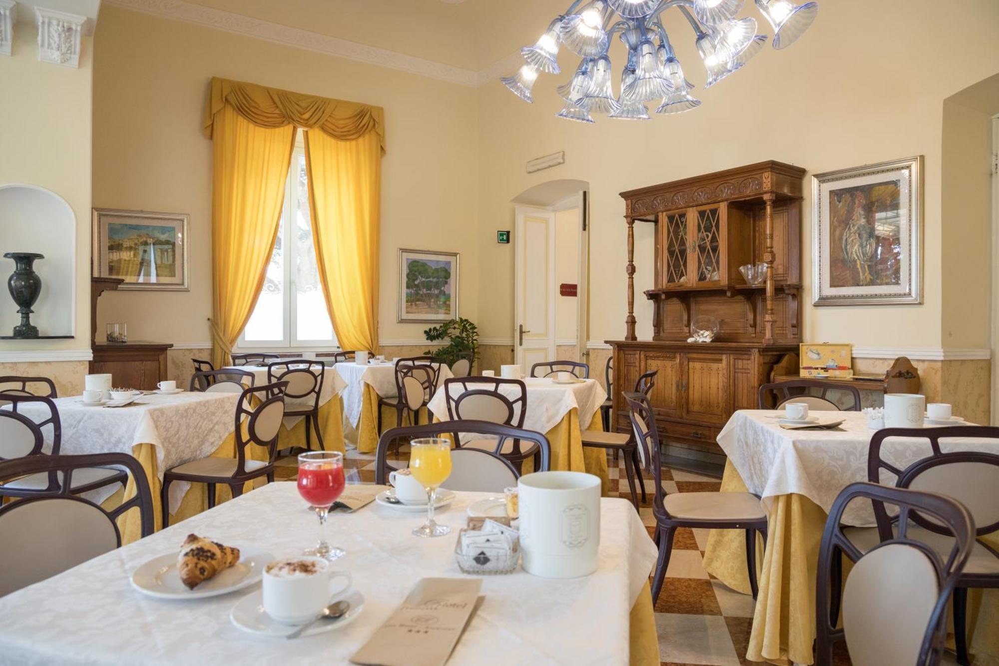 Ena Hotel Arenzano Buitenkant foto