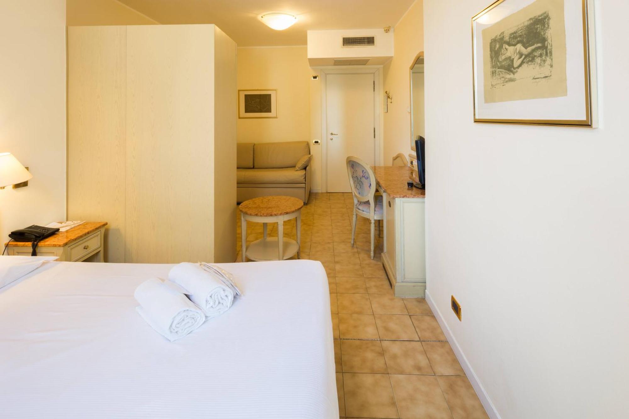 Ena Hotel Arenzano Buitenkant foto