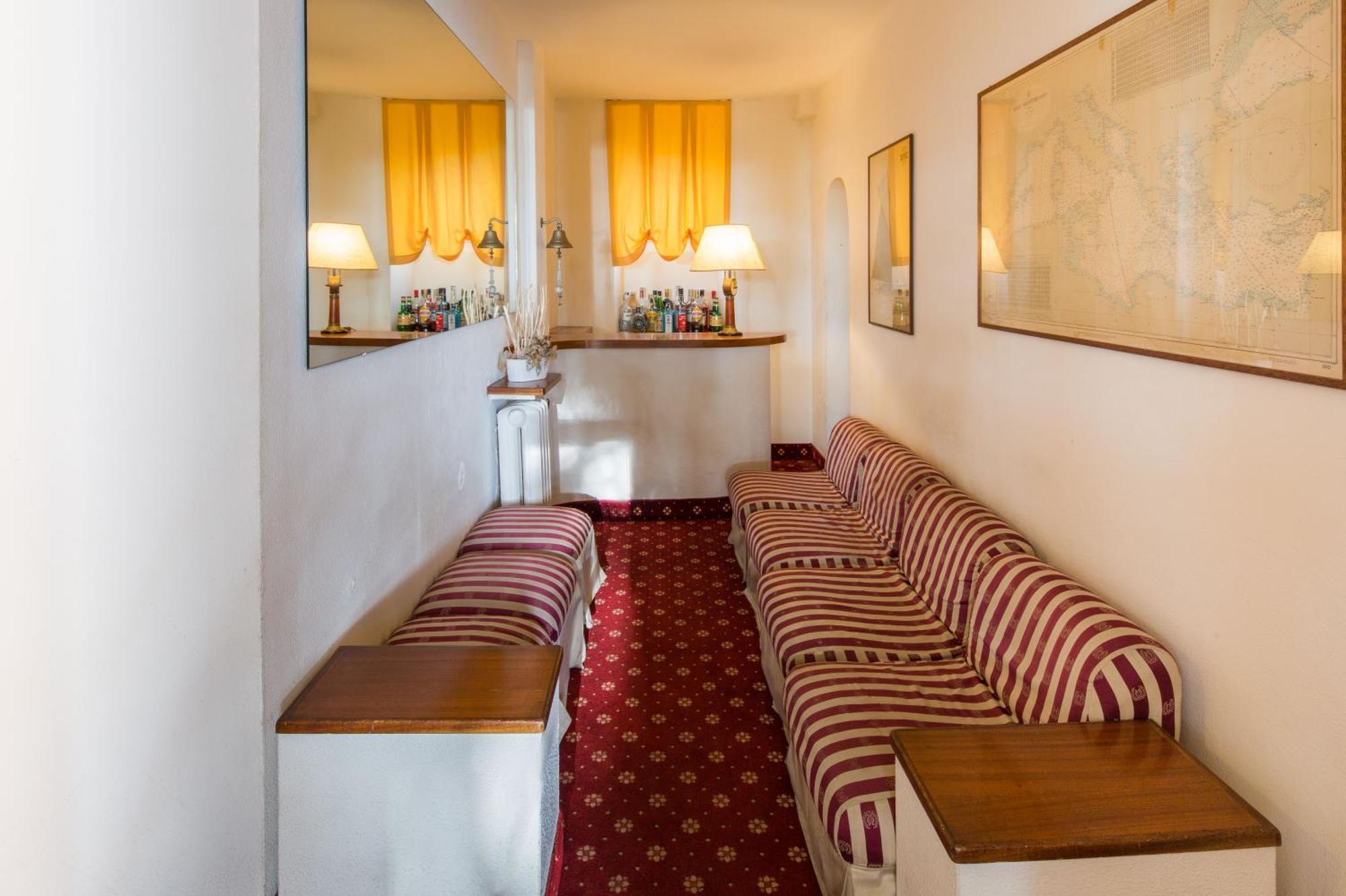 Ena Hotel Arenzano Buitenkant foto